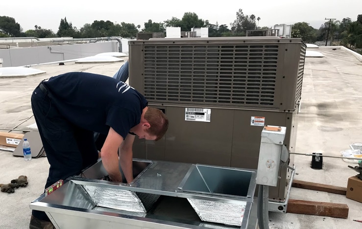 Air-Tro installs, repairs, and maintains commercial rooftop HVAC units in the Pasadena, Los Angeles, San Gabriel Valley, and surrounding area.